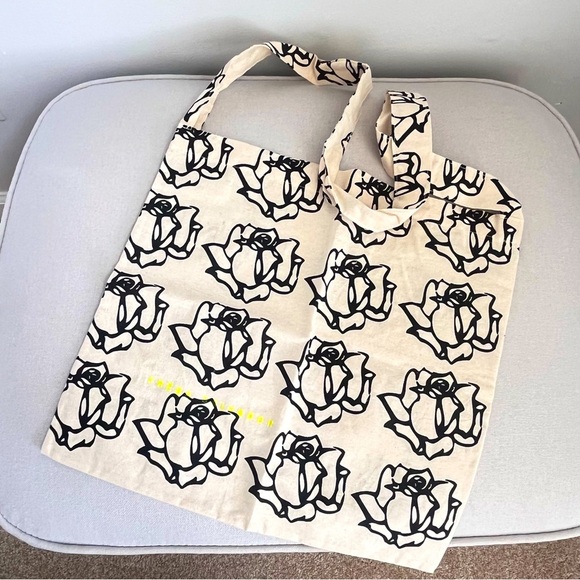 Freda Salvador Roses Canvas Bag Off White - Picture 2 of 4